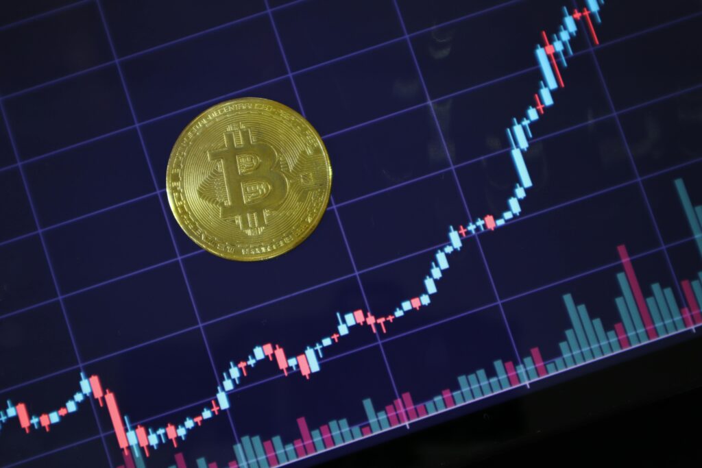 Bitcoin Holders Pull Coins Off Exchanges, Data Points To Steady Buying Bitcoin